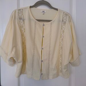 Aerie Butter Yellow Lace Button-Up Tee Shirt Top. Sz M